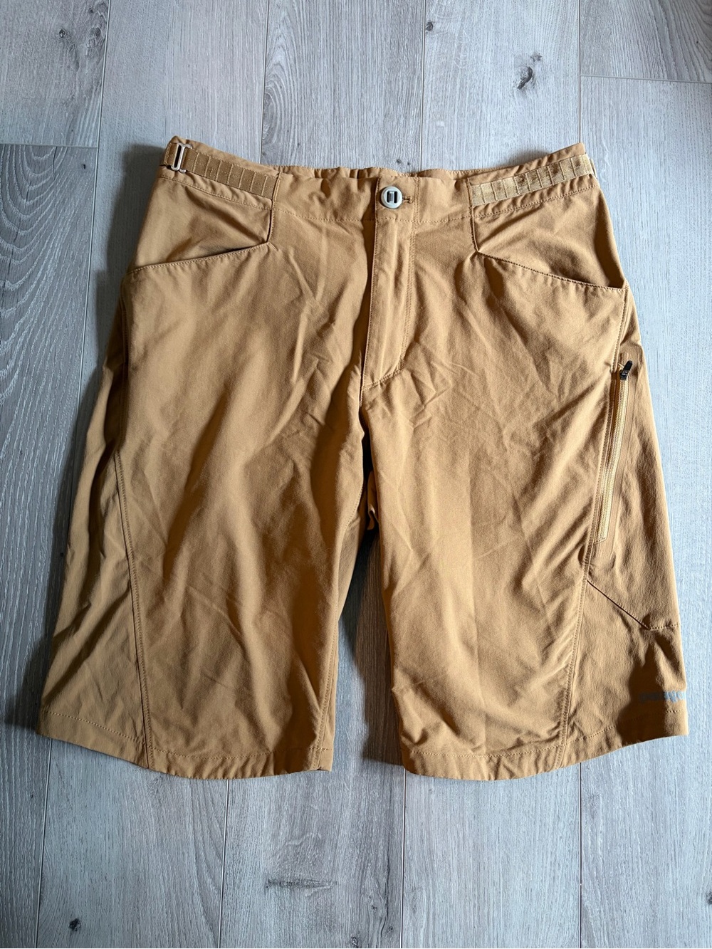Patagonia Men's Dirt Craft Bike Shorts size 32